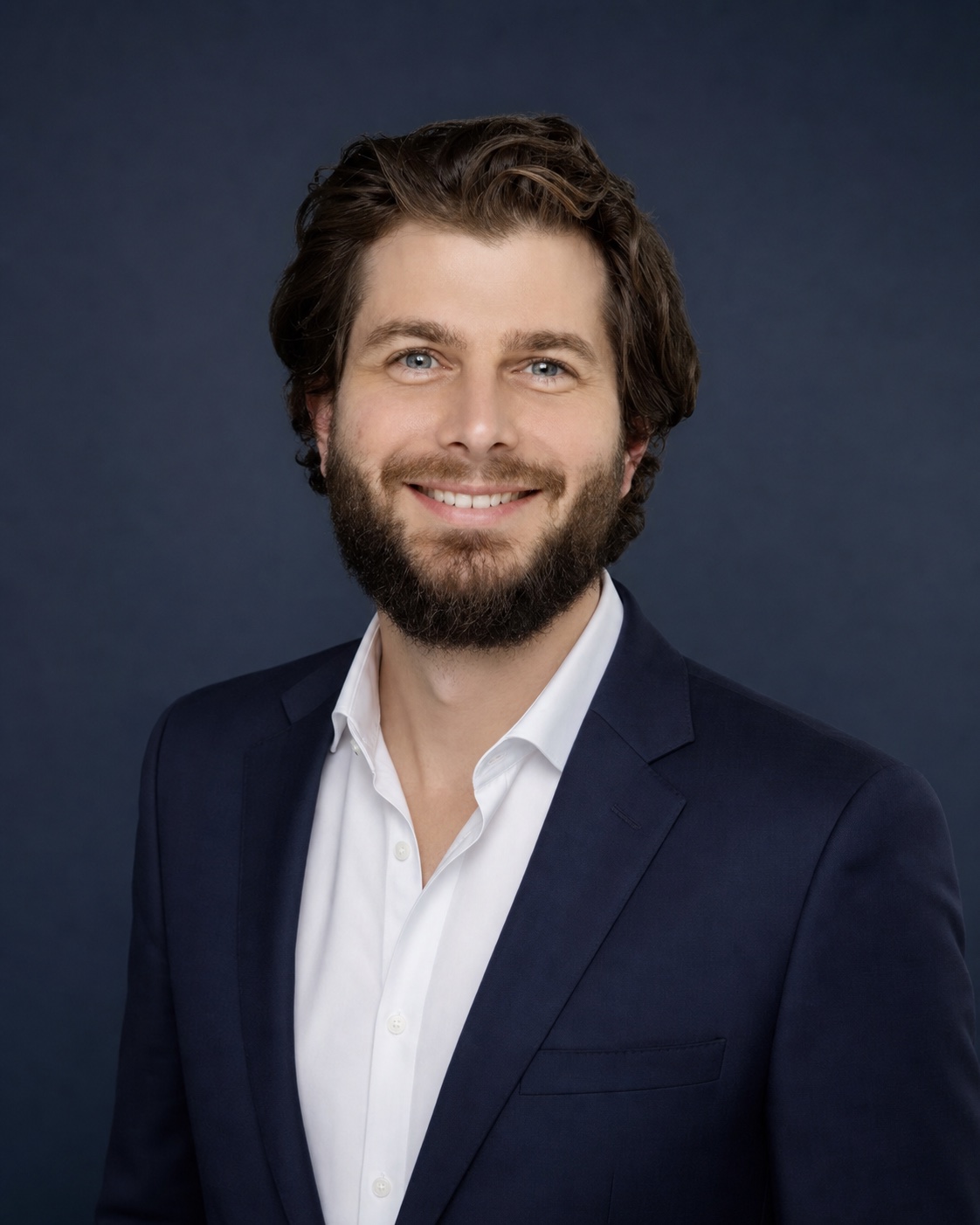 Professional portrait of Andrew Hutchison
